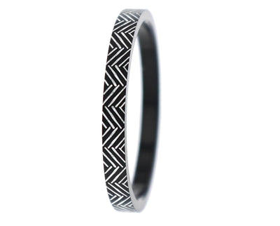 addon medium en aluminium anodisé noir - chevron, collection "Working Girls"